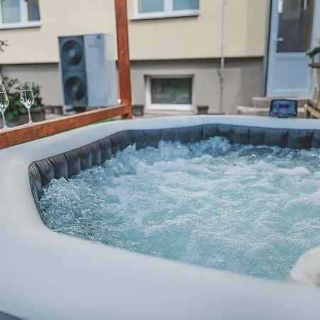 Apartament Rodinny Se Zahradni Virivkou *
